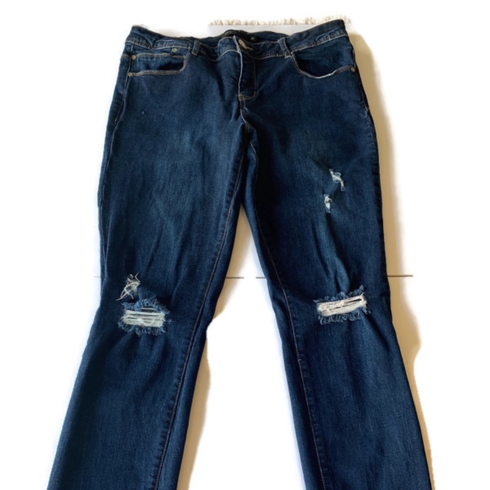 Harper Distressed Mid-Rise Skinny Stretch Jeans 30